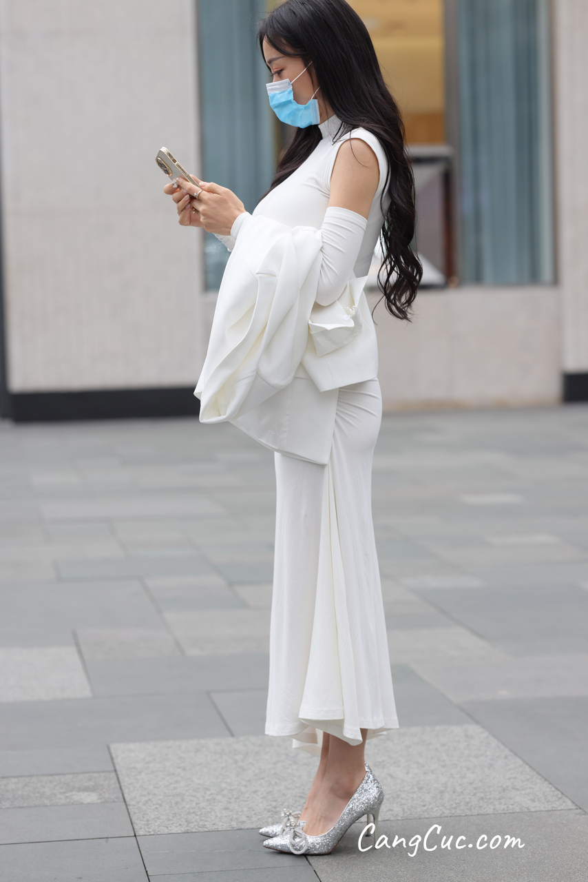 [精选街拍作品] No.3239 迷人修身长裙